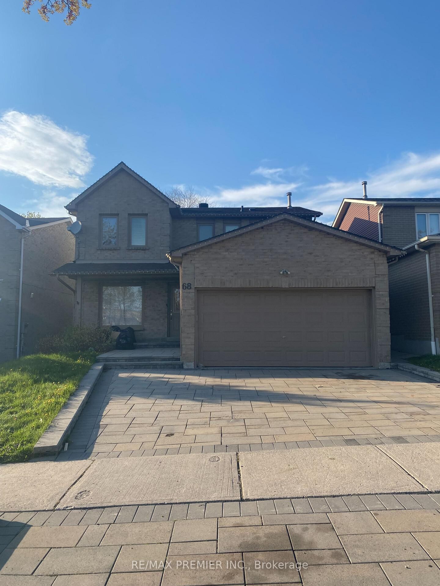 Property Photo: 68 Ritchie Avenue ON L1S 6S4