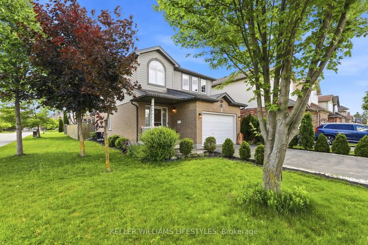 Property Photo: 1127 Foxhunt Road ON N6G 0C3