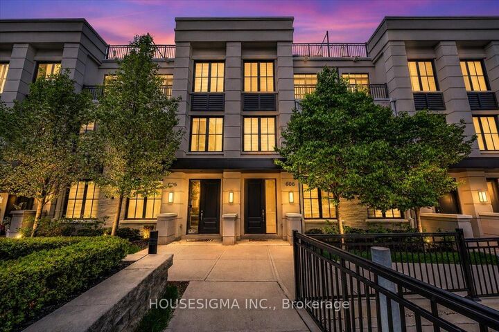 1190 Cawthra Road 606 — photo 1