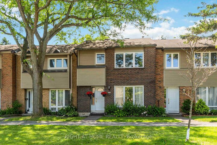 Property Photo: 21 Midland Crescent 3 ON K2H 8P6