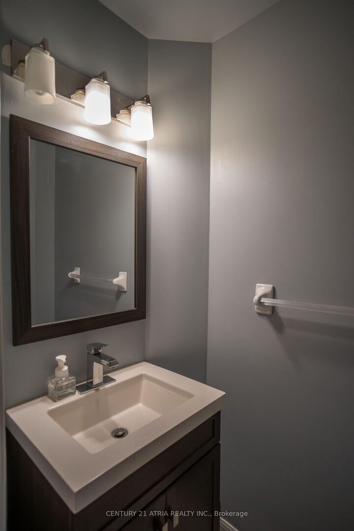 Property Photo: 73 Walkerville Road ON L6B 1B6