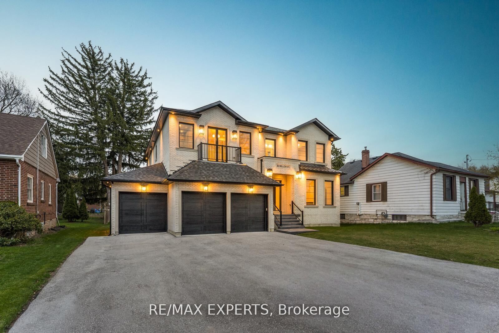 Property Photo: 86 Willow Street ON L7E 3G3