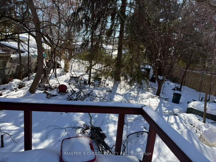 Property Photo: 34 Rockport Crescent ON L4C 2L6