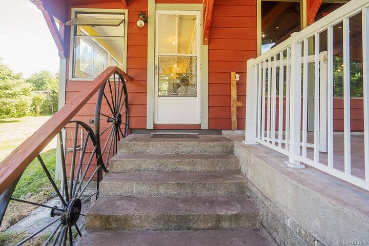 Property Photo: 205 East Point Rd BC V0N 2Y0