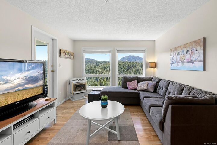 Property Photo: 1201 Henry Rd #312 BC V9J 1L0