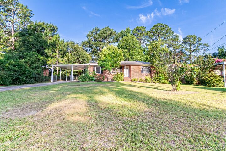 Property Photo:  504 Highland Street  AL 36301 