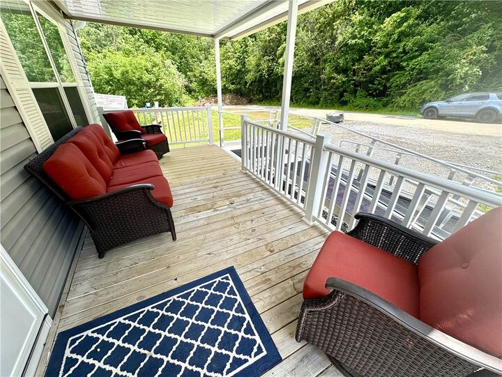 Property Photo: 129 Trinidad St PA 16002
