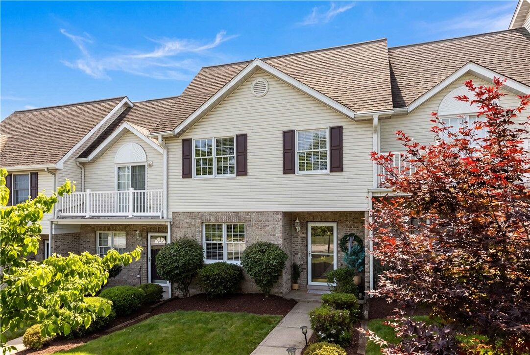 Property Photo:  110 Longvue Dr  PA 15131 