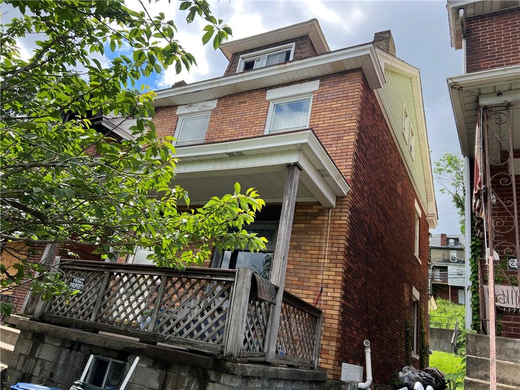 Property Photo: 244 Arabella St PA 15210