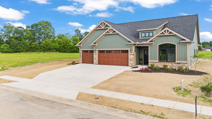 Property Photo:  3113 Seminole Way  OH 45356 