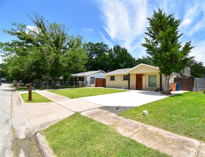 Property Photo: 6027 Bluebell Circle TX 78741