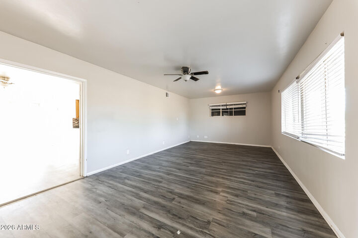 Property Photo:  2301 W Village Drive  AZ 85023 