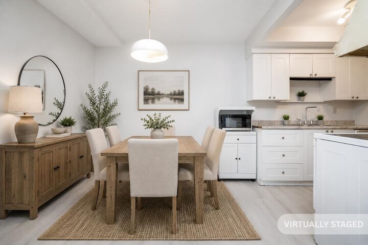 Property Photo: 33956 Essendene Avenue 106 BC V2S 6E7