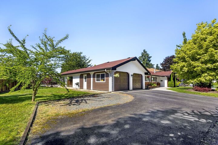 Property Photo: 34629 Ascott Avenue BC V2S 5A3