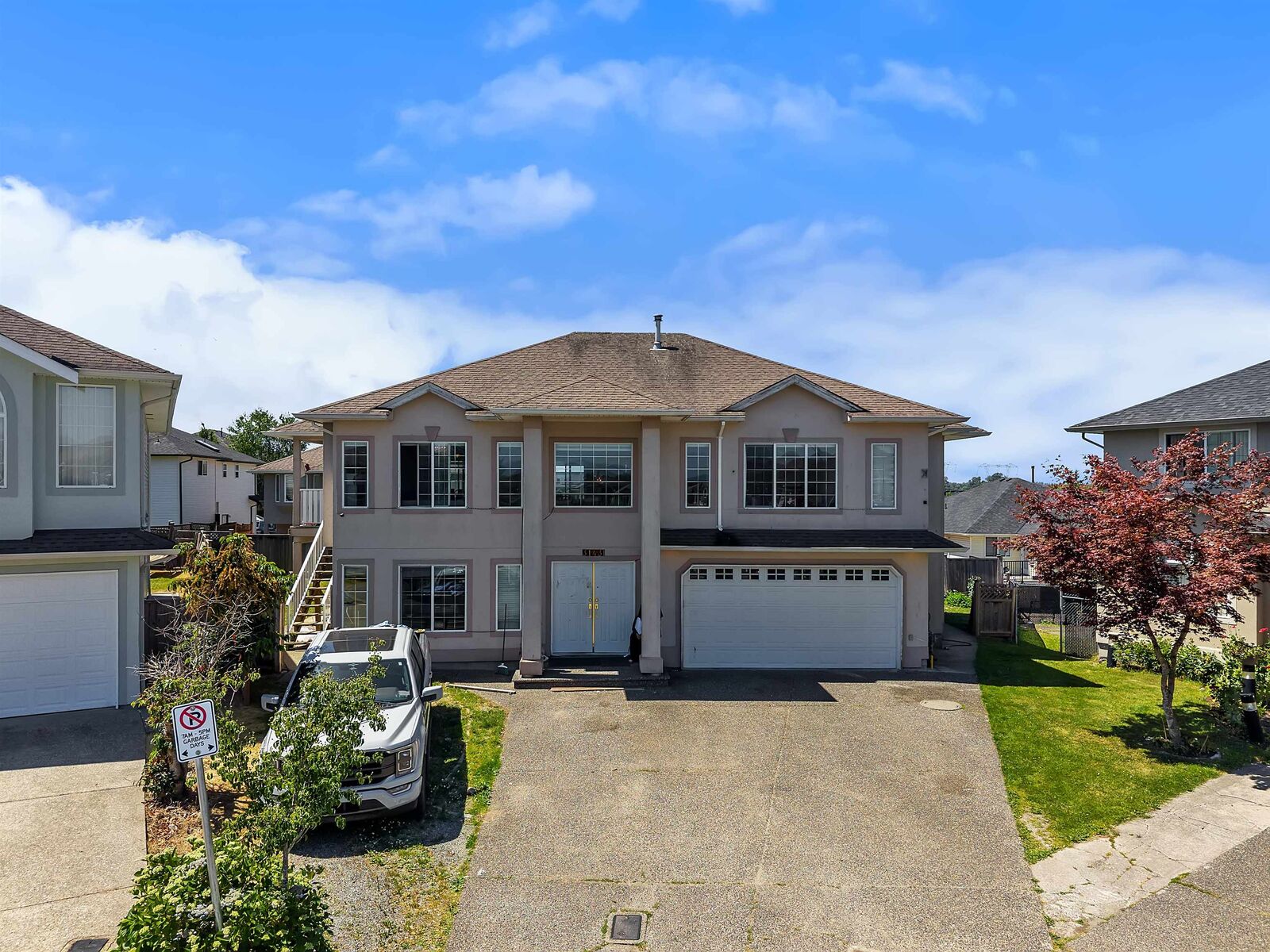 Property Photo: 31431 Legacy Court BC V2T 6W5