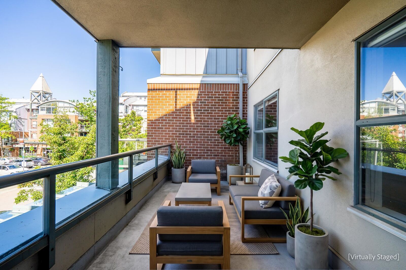 Property Photo: 260 Newport Drive 204 BC V3H 5C6