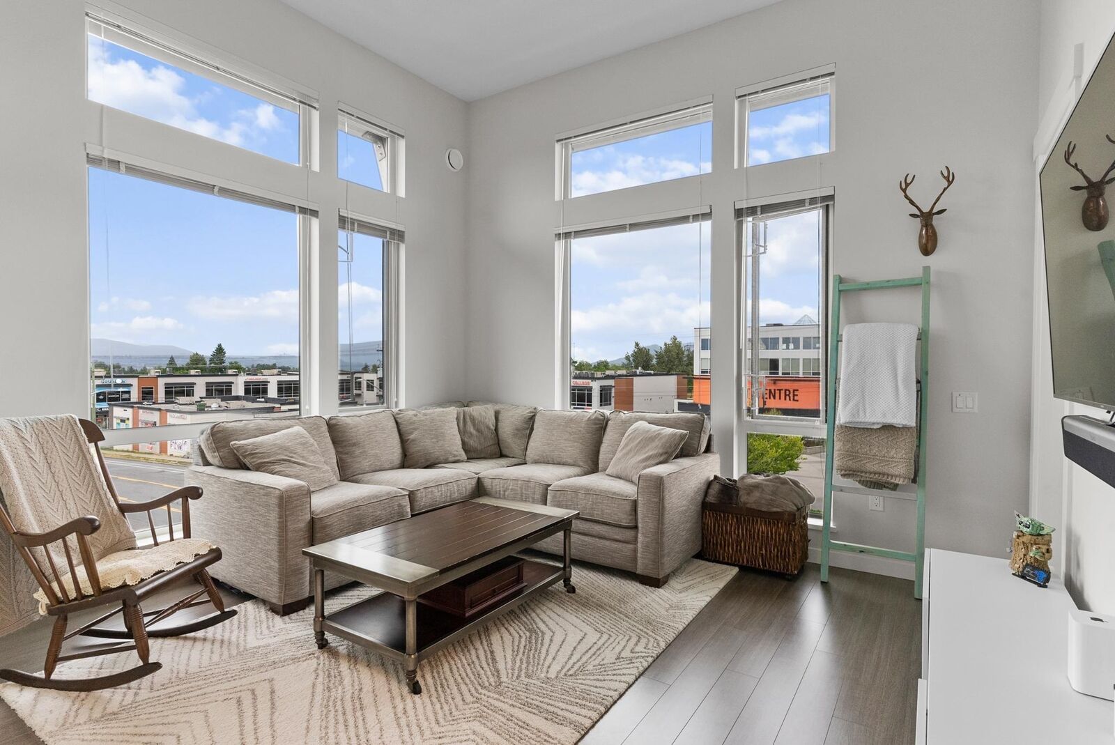 Property Photo: 31158 Westridge Place 424 BC V2T 0K5
