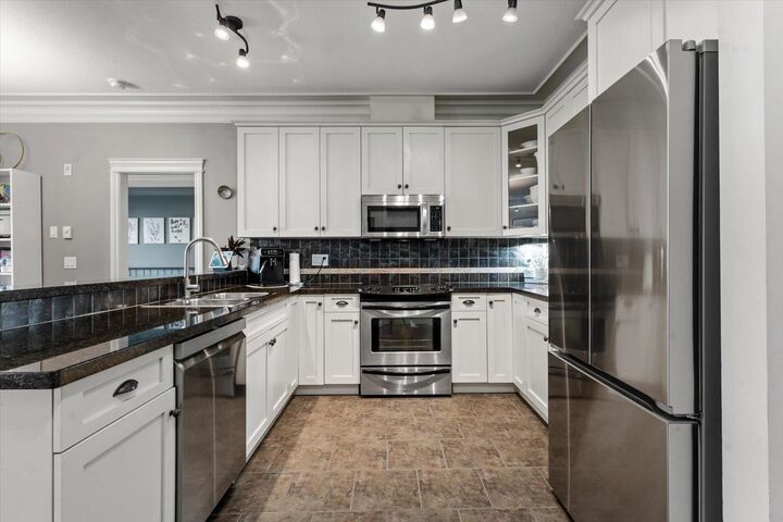 32729 Garibaldi Drive 313 — photo 1