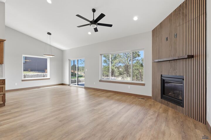 Property Photo:  1222 Pinnacle Ct  SD 57701 