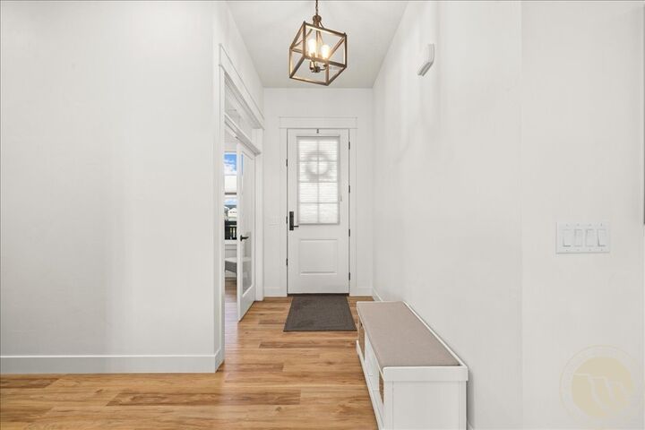 Property Photo: 1906 W Thunder Mountain Rd MT 59106