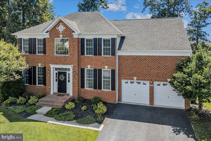 Property Photo: 108 Norfolk Court VA 22602