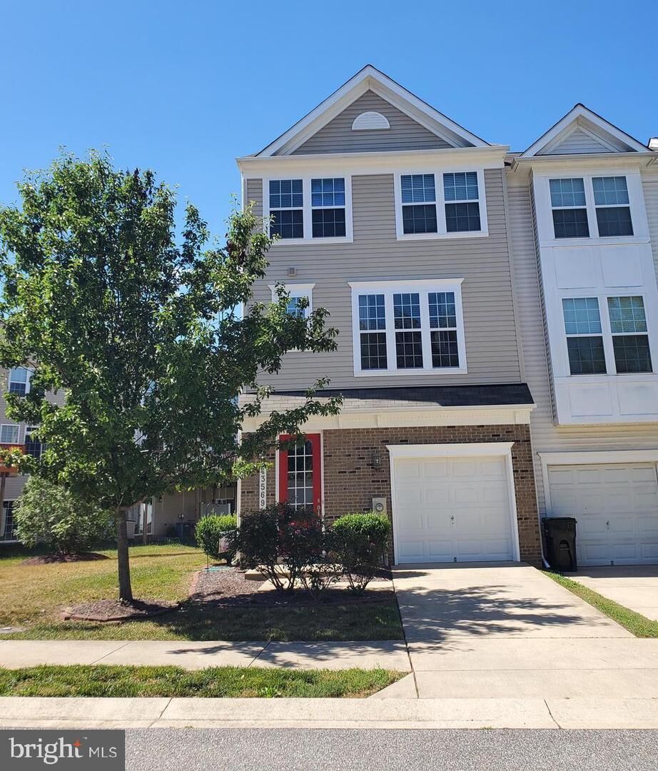 Property Photo:  43569 Marguerite Way  MD 20619 