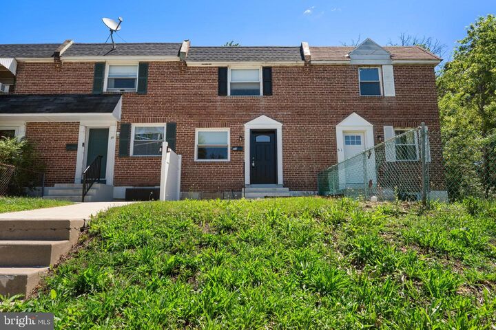 Property Photo: 53 Madison Drive DE 19711