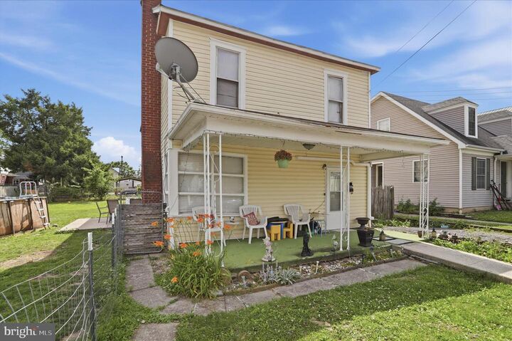 Property Photo: 87 Maryland Street WV 26726