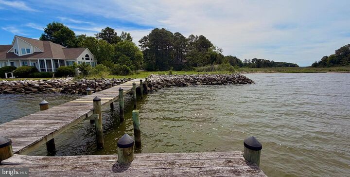 Property Photo:  11210 Keokee Court  MD 20645 