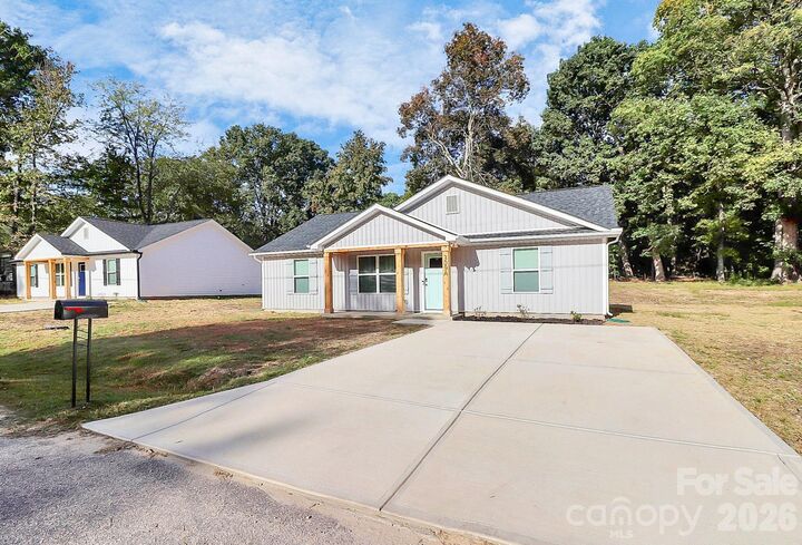 Property Photo:  309 Oakdale Avenue  NC 28083 
