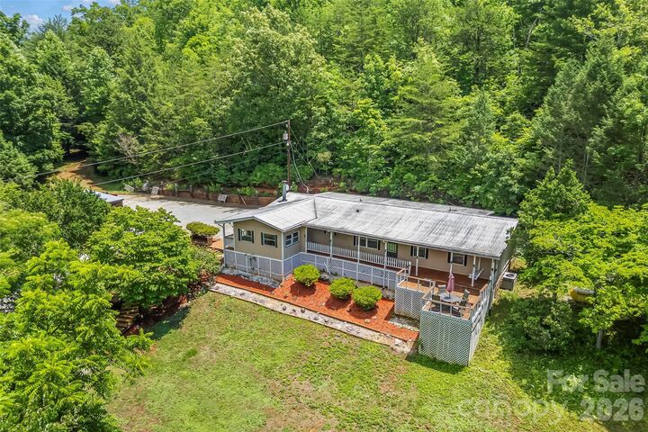 Property Photo:  72 Paradise Lane  NC 28762 