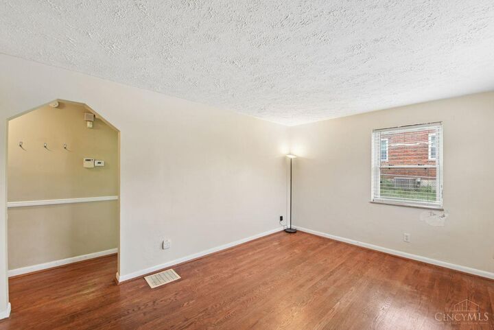 Property Photo:  8546 Darnell Avenue  OH 45236 