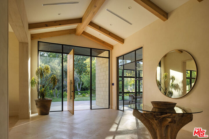Property Photo:  24227 Bridle Trail Rd  CA 91302 