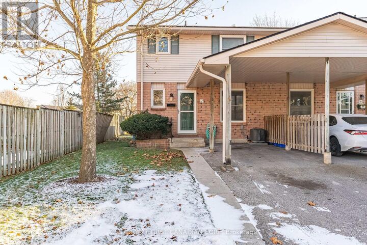 Property Photo: 160 Conway Drive Unit 7 ON N6E 3M4