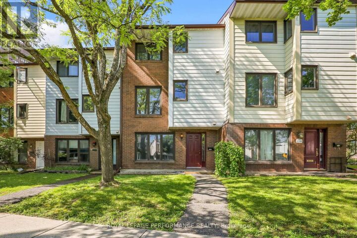 Property Photo: 3342 Southgate Road 10 ON K1V 9P8