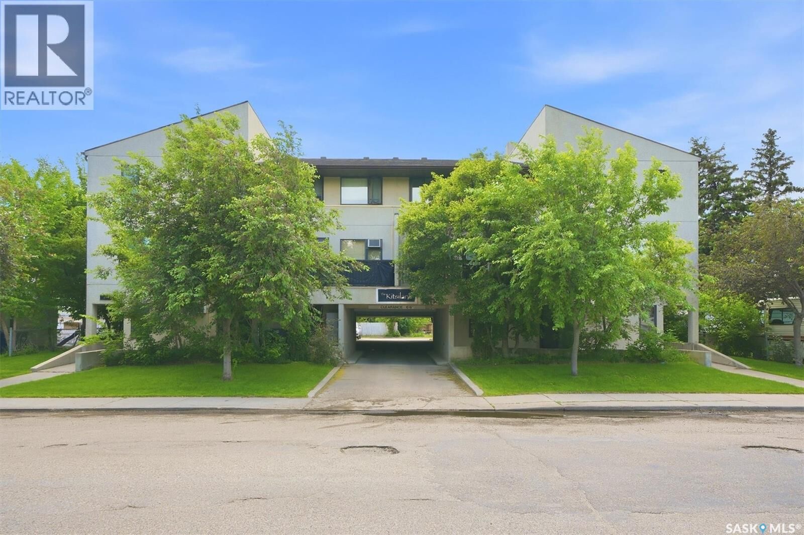 Property Photo:  7 103 Powe Street  SK S7N 1W5 