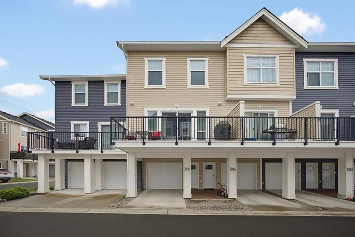 32789 Burton Street 505 — photo 1