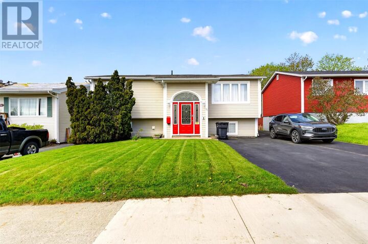Property Photo:  22 Moores Drive  NL A1N 2W4 