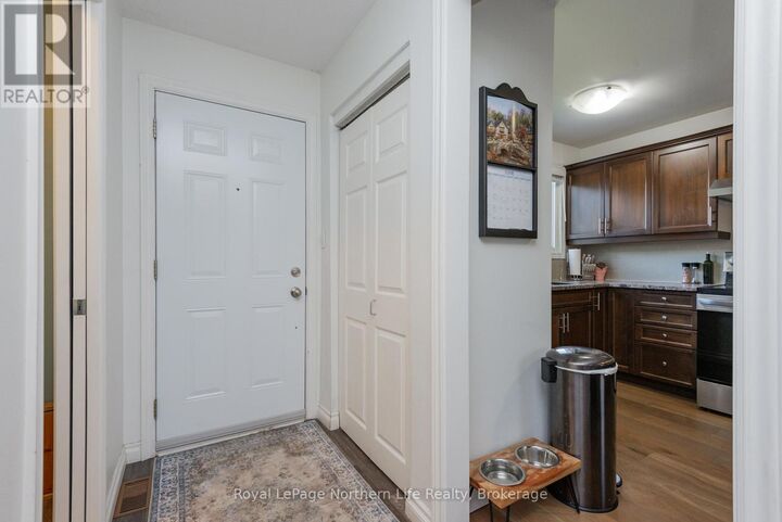 Property Photo:  328 Wickstead Avenue 1  ON P1A 3L8 