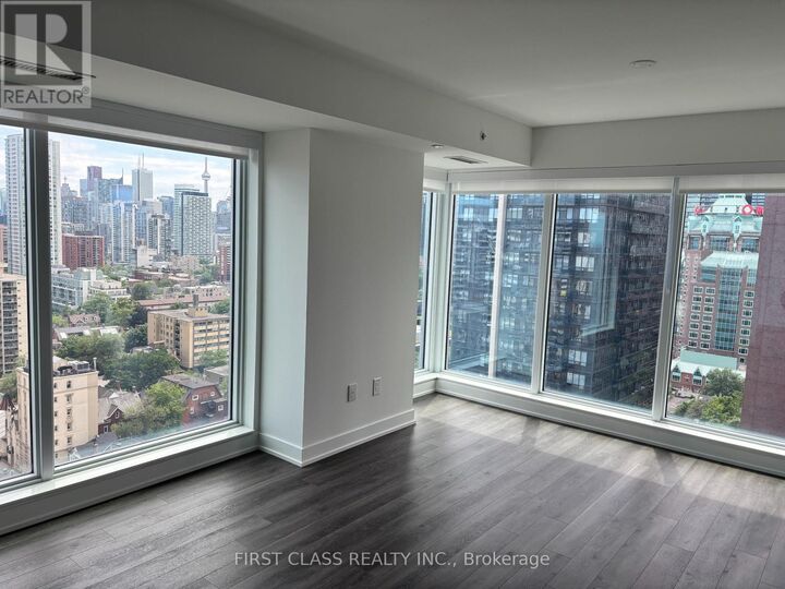 Property Photo:  609 Sherbourne Street 2102  ON M4X 0A4 