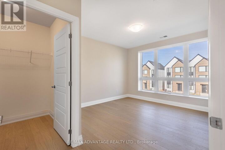 Property Photo: 1975 Fountain Grass Drive 214 ON N6K 0M3