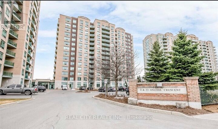 Property Photo:  11 Oneida Crescent 305  ON L4B 0A1 