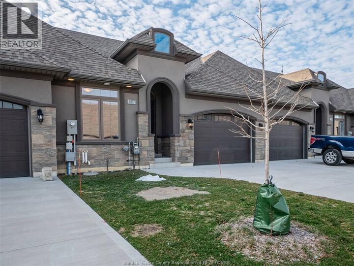 Property Photo: 1397 Cypress Avenue ON N8P 1Y3