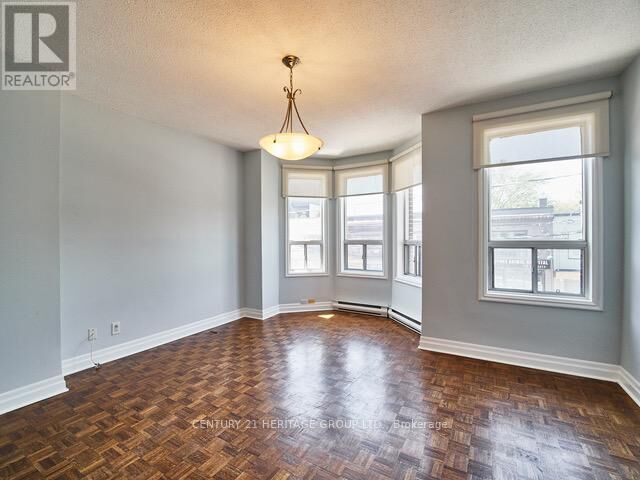 Property Photo:  1007 Bathurst Street 3  ON M5R 3G8 