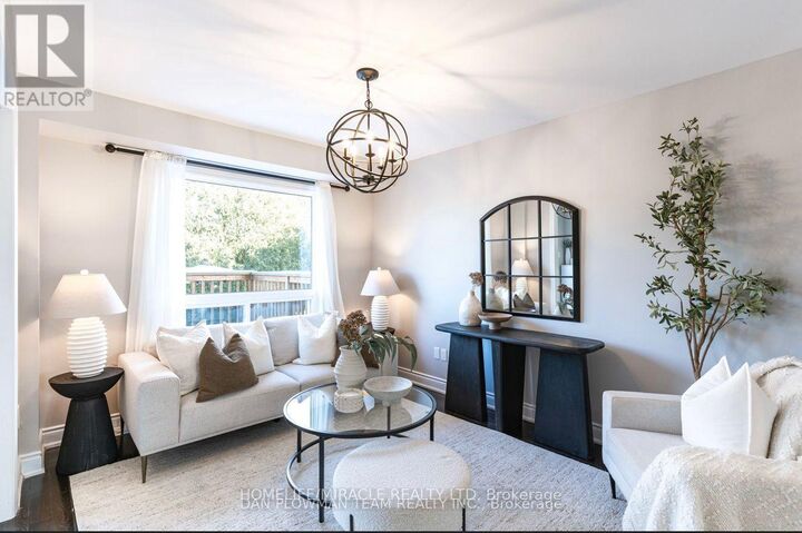 Property Photo: 3 Teddington Crescent ON L1R 1S4