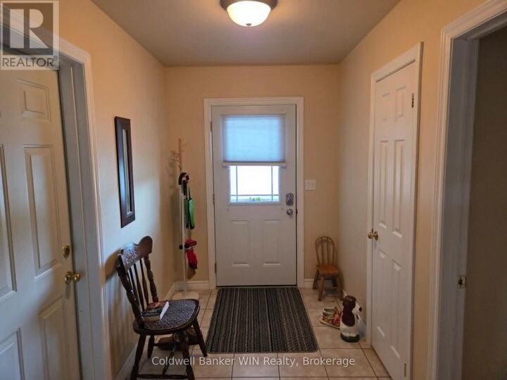Photo de la propriété:  444 Newfoundland Street 1  ON N0G 2L2 