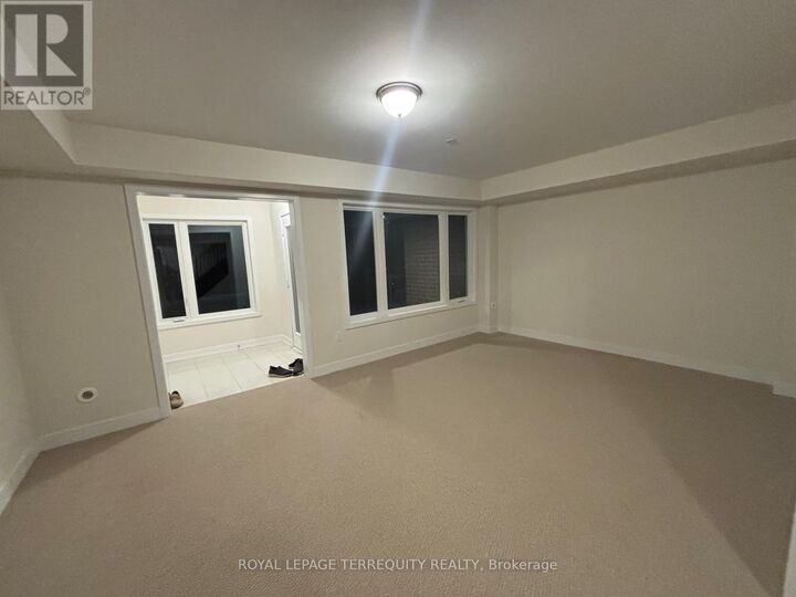 Property Photo:  55 Ingersoll Lane  ON L4E 1G9 