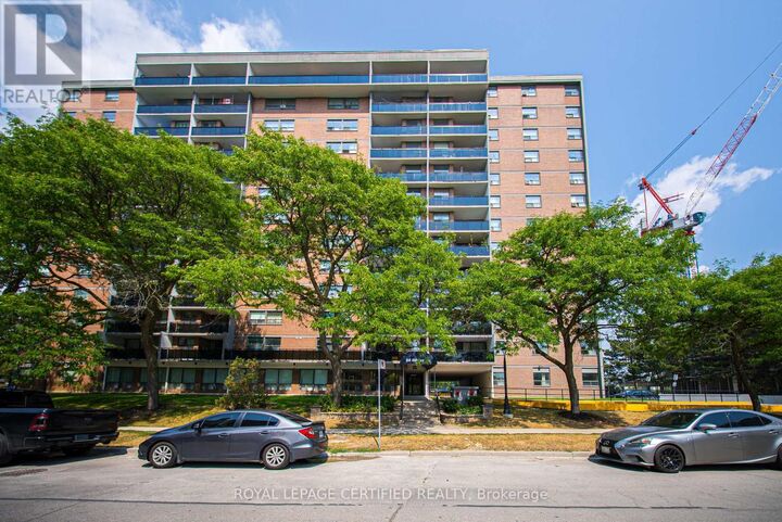 Property Photo:  20 Gilder Drive 905  ON M1K 5E1 