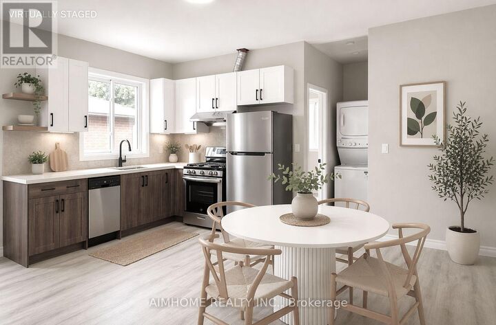 Property Photo:  15 Waddington Crescent 3  ON M2J 2Z9 