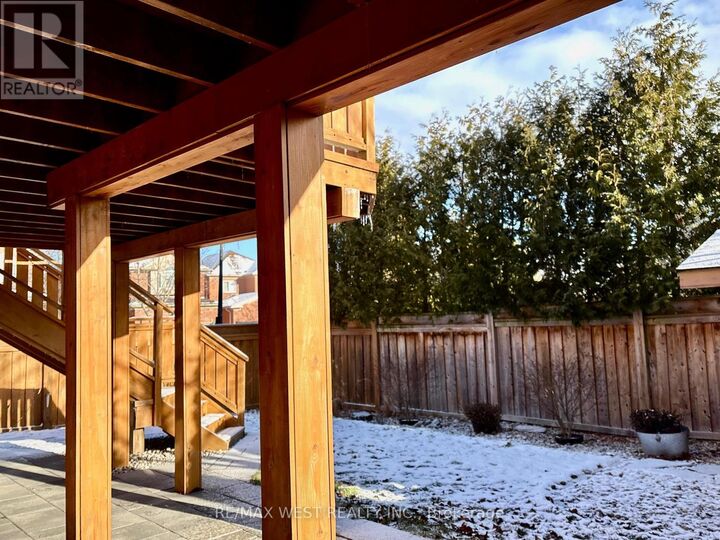 Property Photo:  463 Hewitt Circle  ON L3X 2M1 